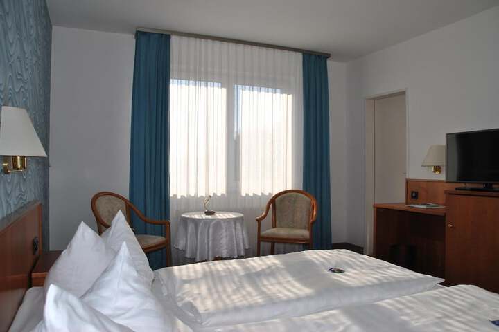 Room 14 of 51