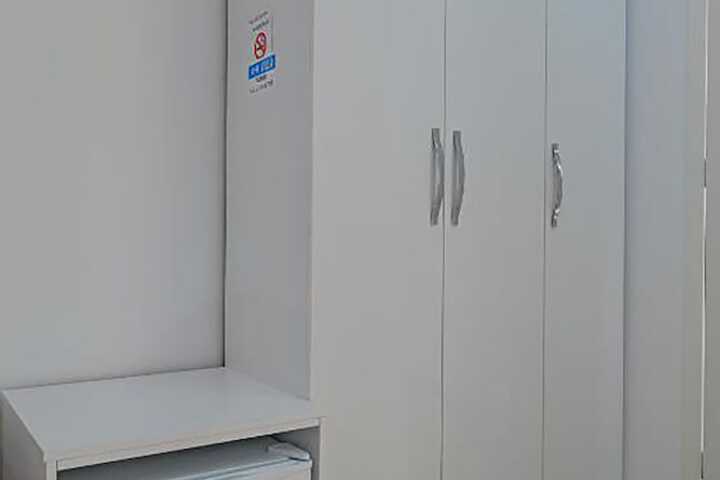 Room 34 of 141