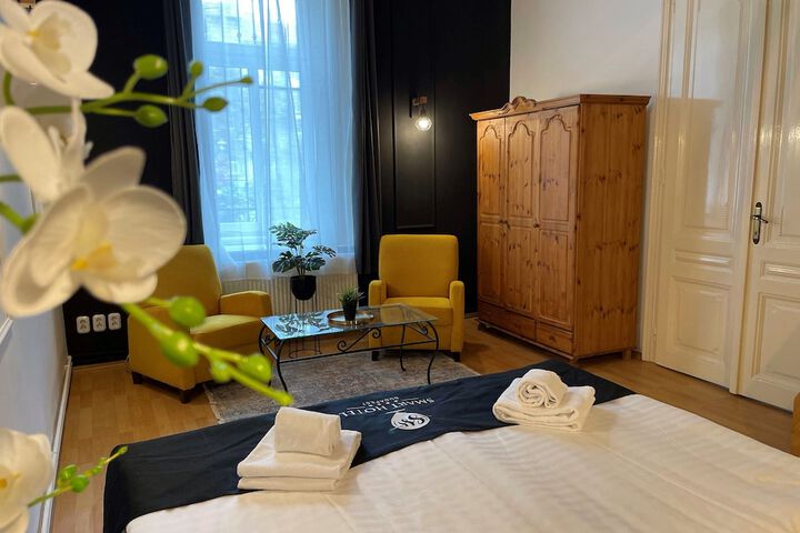 Room 47 of 194