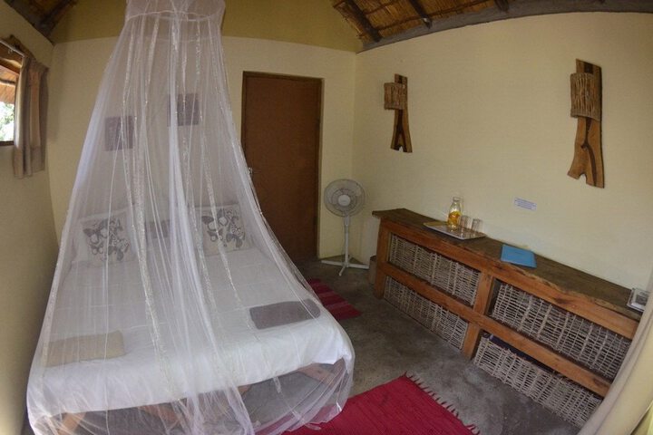 Room 10 of 43