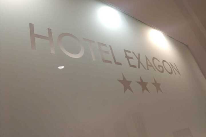 Hotel 7 of 34