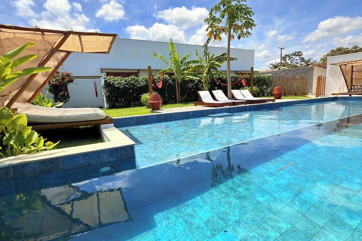 Pool 33 of 50