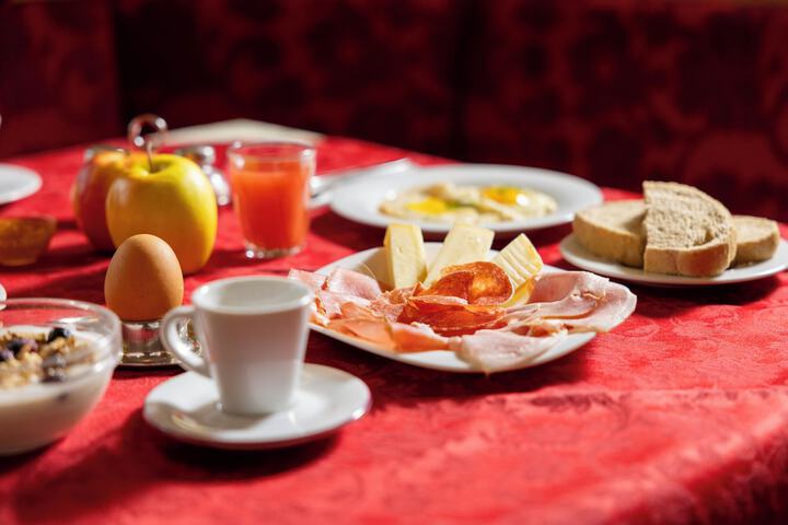 Breakfast/Coffee Service 129 of 154