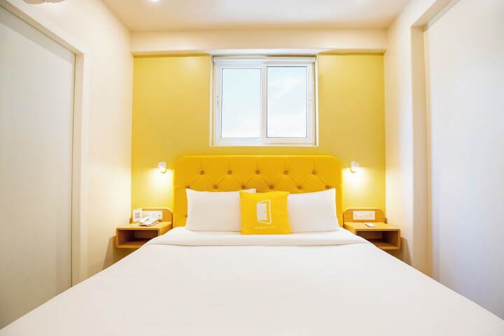 Room 20 of 33