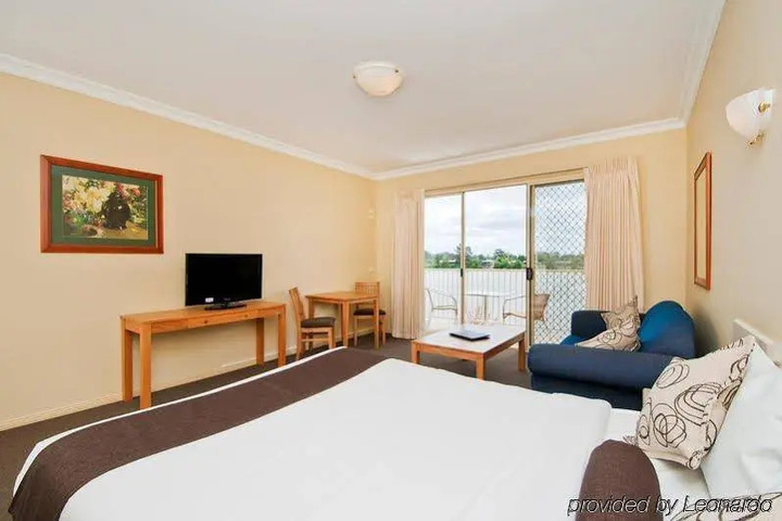Room 3 of 12