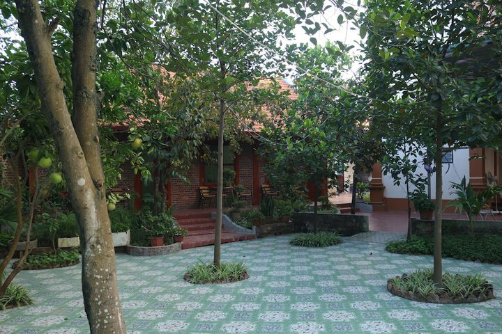 Hotel Exterior 97 of 104