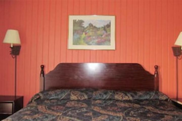Room 3 of 11