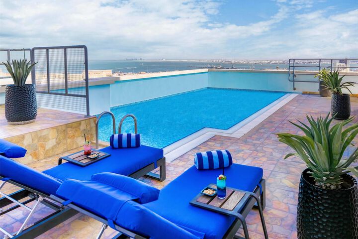 Pool 59 of 117