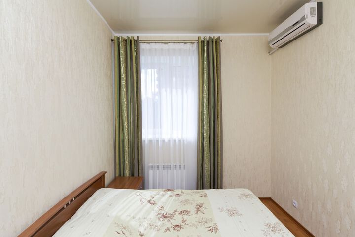 Room 17 of 76