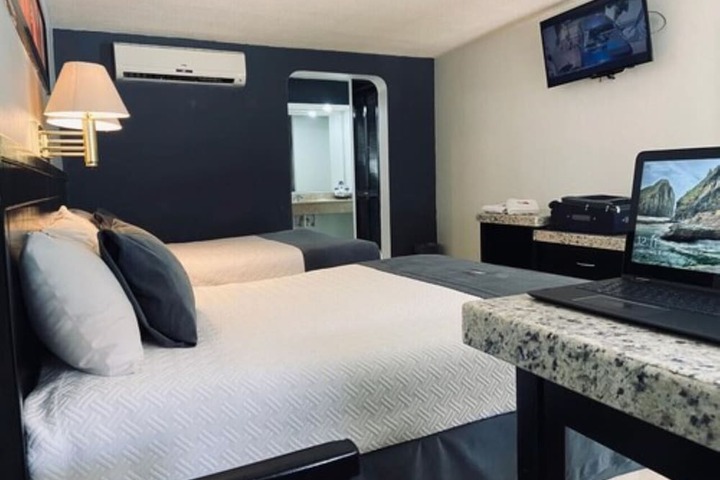 Room 6 of 27