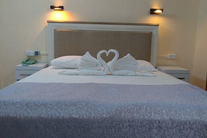 Room 10 of 43