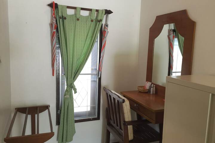 Room 14 of 151