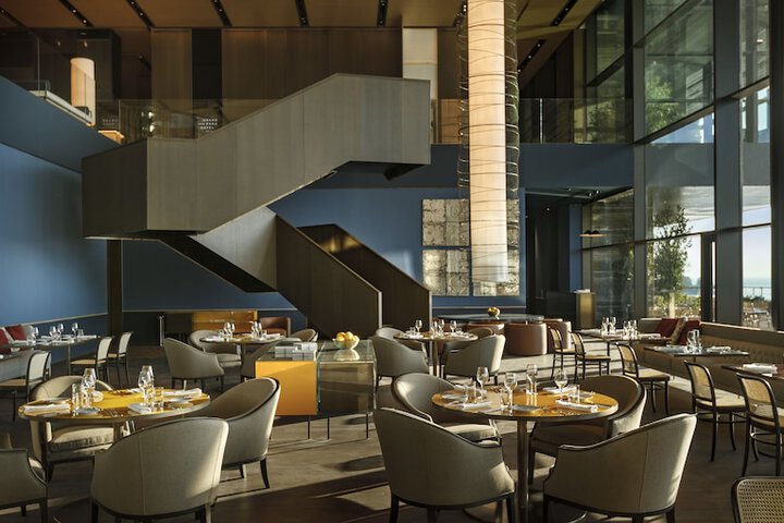 Dining 109 of 170
