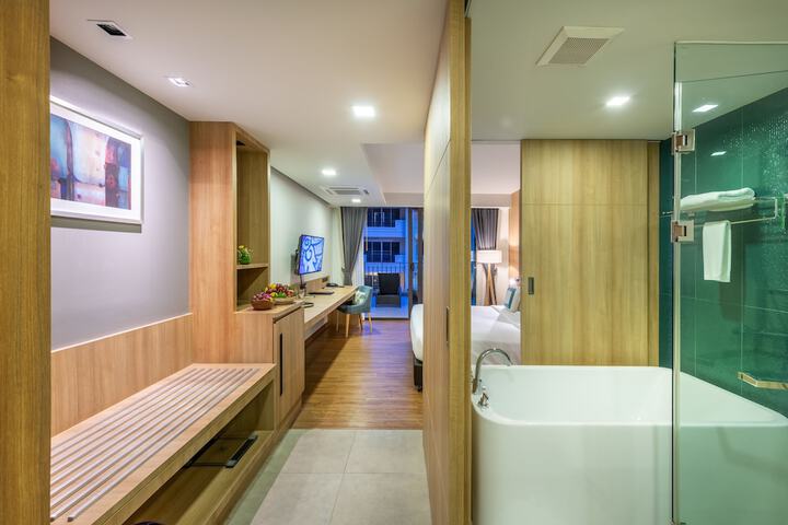 Room 50 of 169