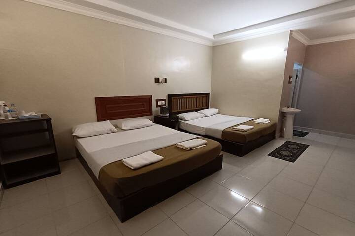Room 14 of 41