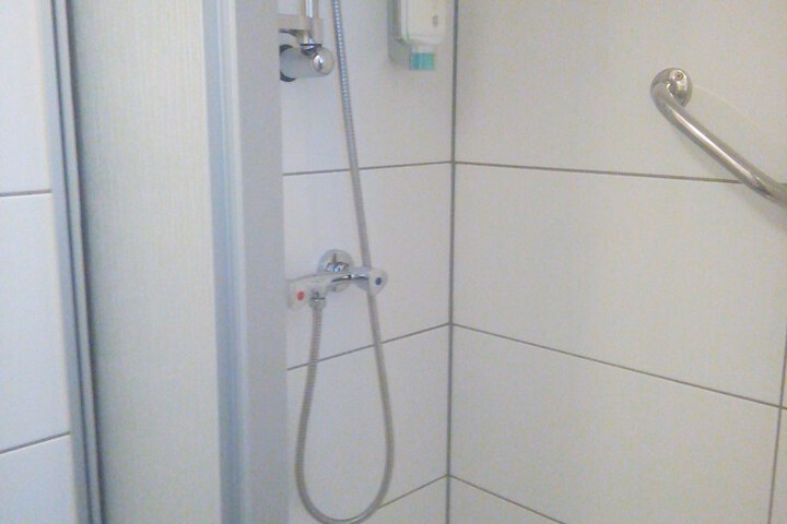 Room 45 of 59