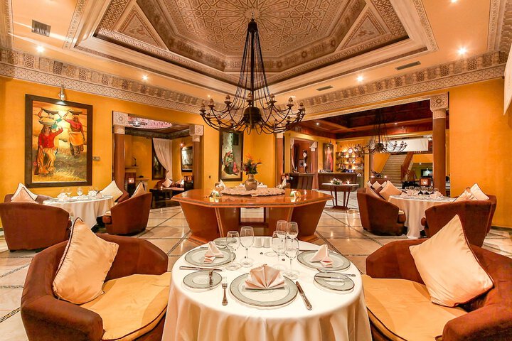 Dining 72 of 79