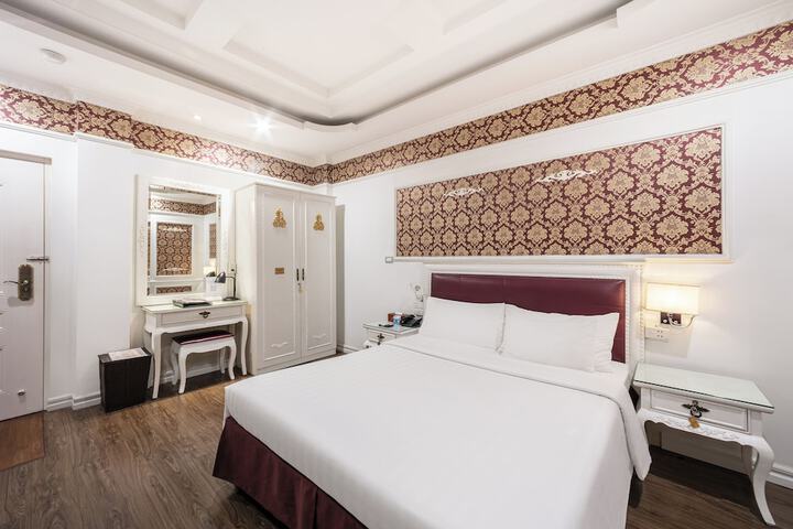 Room 15 of 22