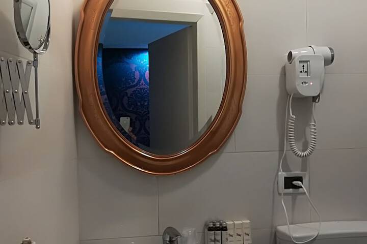 Clean Restrooms