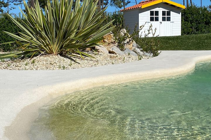 Pool 17 of 44
