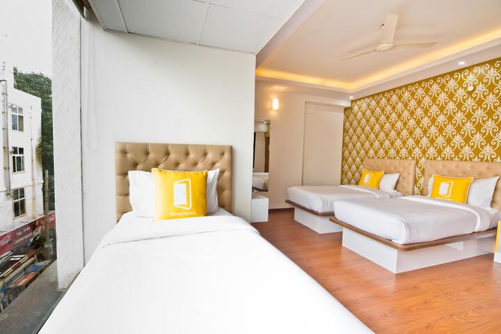 Room 10 of 40