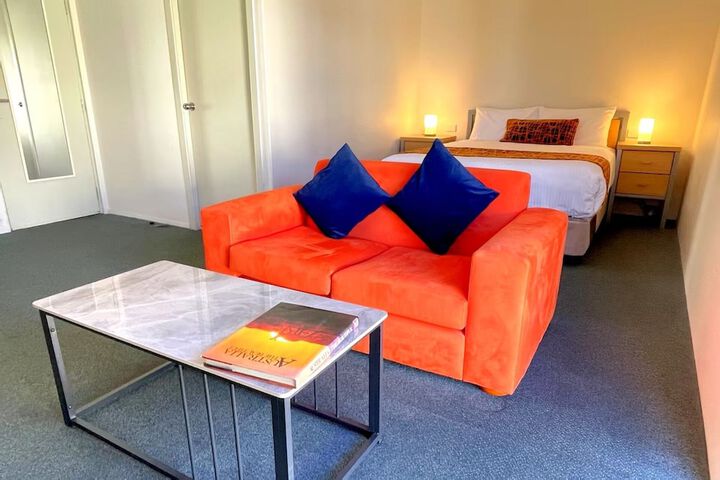 Room 28 of 49