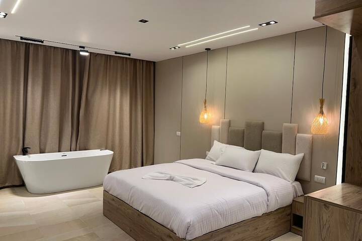 Room 55 of 112