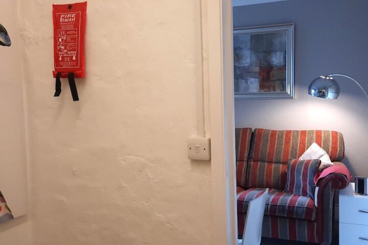 Room 64 of 118