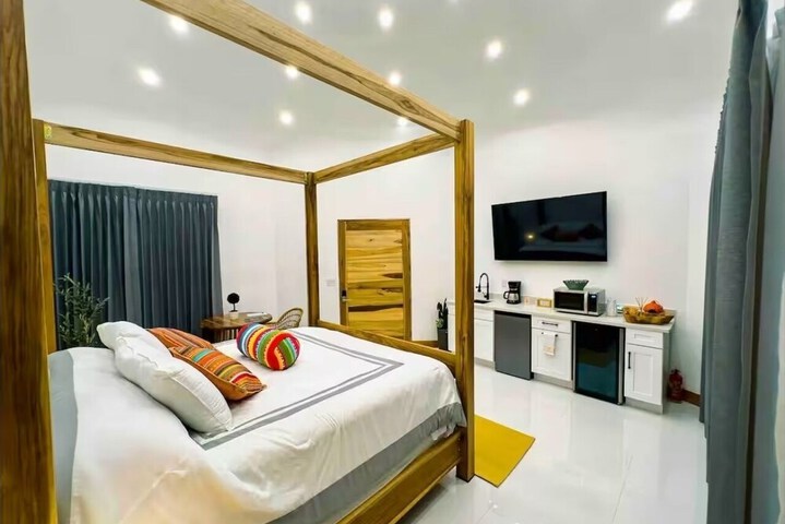 Room 3 of 54