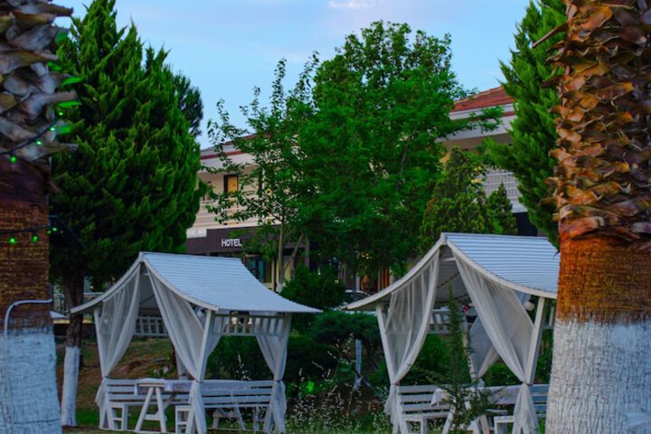 Hotel 27 of 28