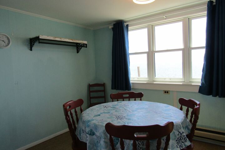 Room 54 of 219