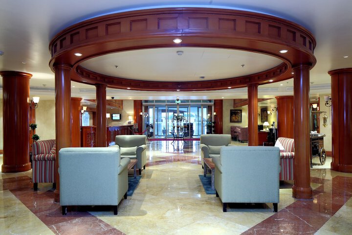 Guest Lobby