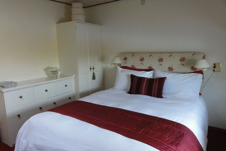 Room 13 of 30