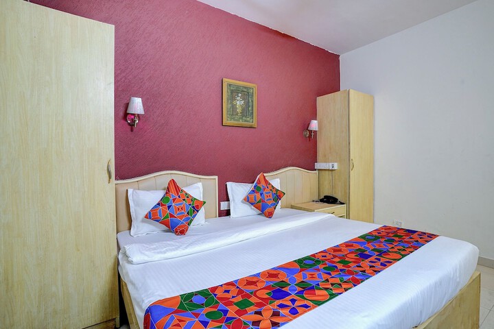 Room 14 of 34