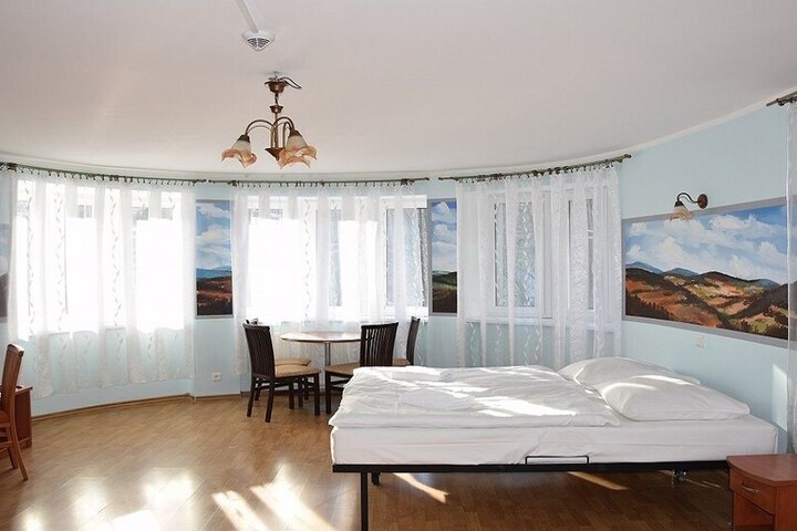 Room 21 of 66