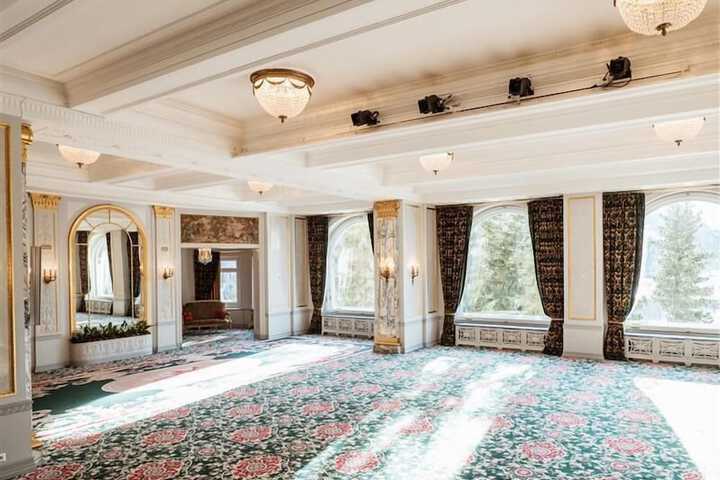 Ballroom/Hall 106 of 116