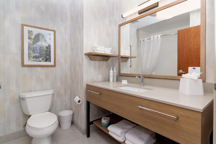 Clean Restrooms