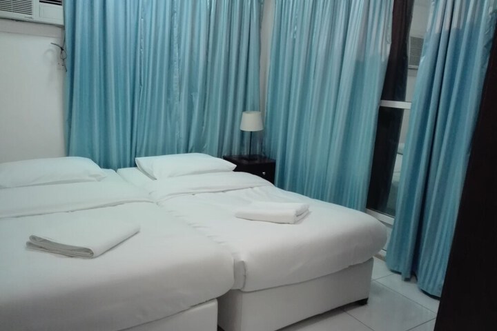Room 15 of 53