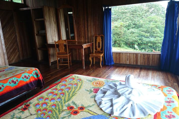 Room 5 of 52