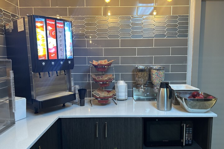 Breakfast area