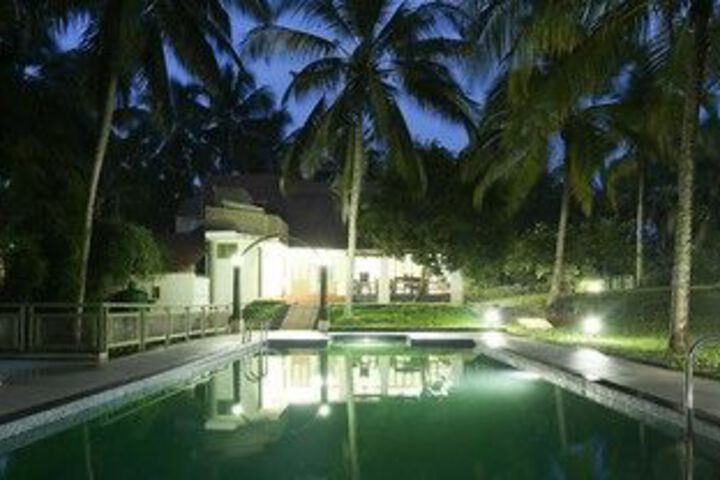 Pool 50 of 53