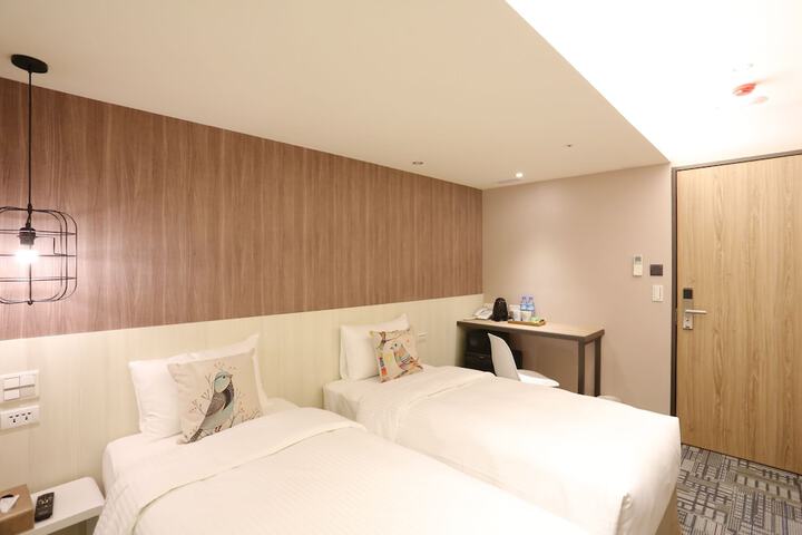 Room 26 of 57