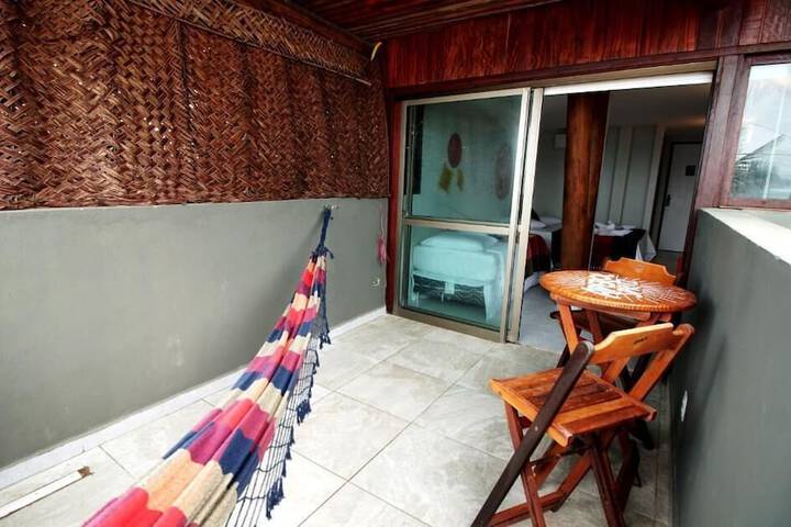 Room 4 of 8