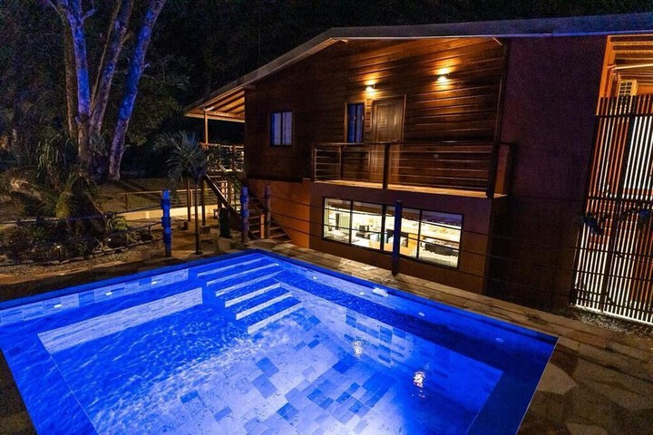 Pool 19 of 36