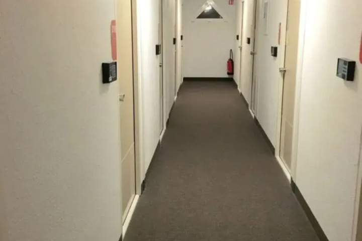Room 11 of 14
