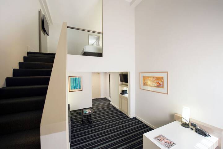 Room 14 of 66