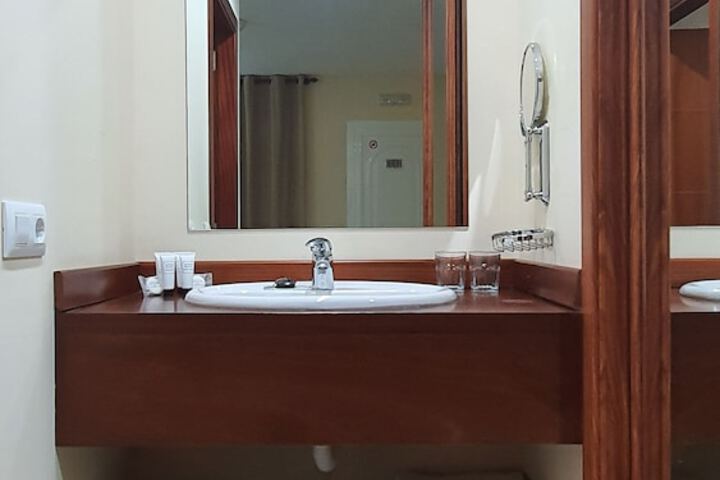 Clean Restrooms