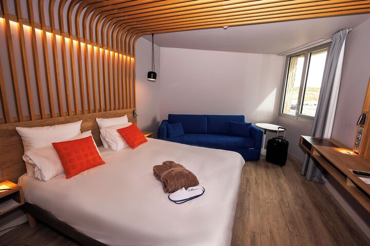 Room 2 of 86