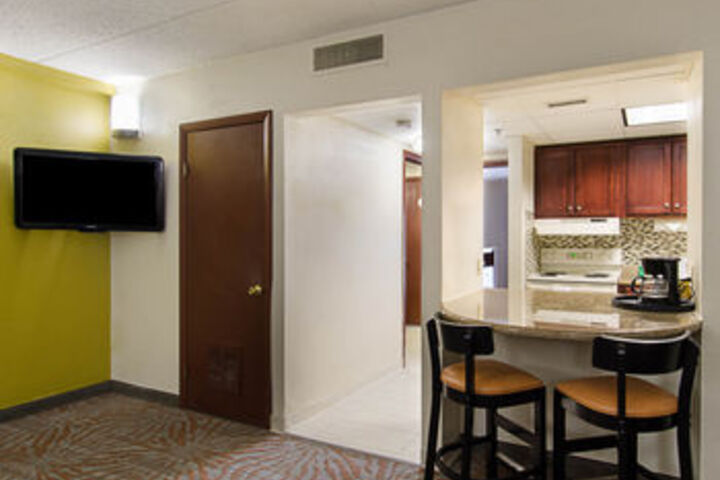 Room 19 of 28