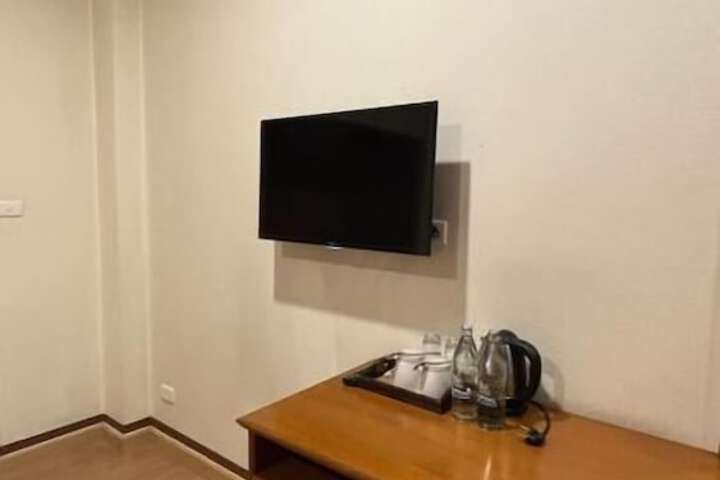 Room 5 of 59